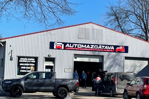 Auto mazgāšanas pakalpojumi Cēsīs