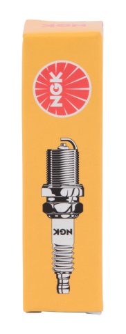 Aizdedzes svece NGK CMR6H 168652-4 Makita