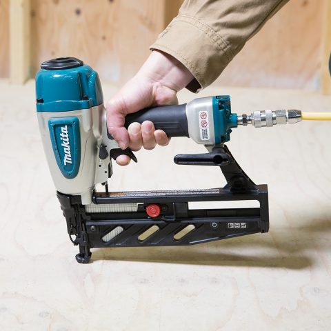 Pneimo naglotājs AF601 25-64mm Makita