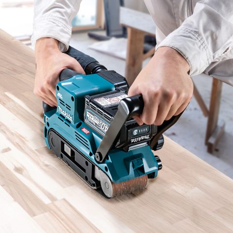 Akumulatora Lentas slīpmašīna BS001GZ XGT 40V Makita