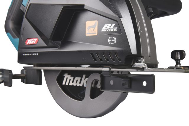 Metāla griezējs  XGT®CS002GZ 40V Makita