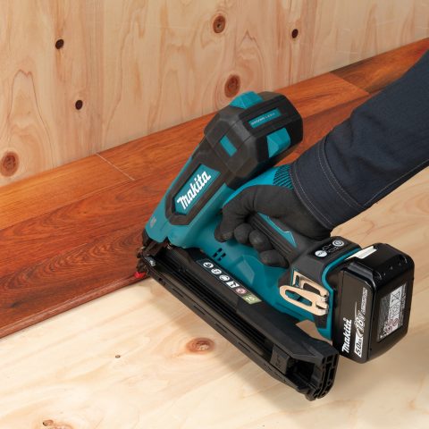 Naglotājs DBN620ZJ 18V LXT Makita Li-Ion; 15 GA; ( 1,8mm ) 32-64mm; 34°