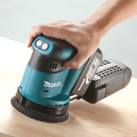 LXT®Akumulatora ekscentriskā slīpmašīna DBO180Z 18V Makita