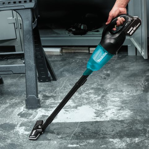 Putekļsūcējs ar lielisku sūkšanas jaudu DCL180SFCB Akumulatora 18V MAKITA