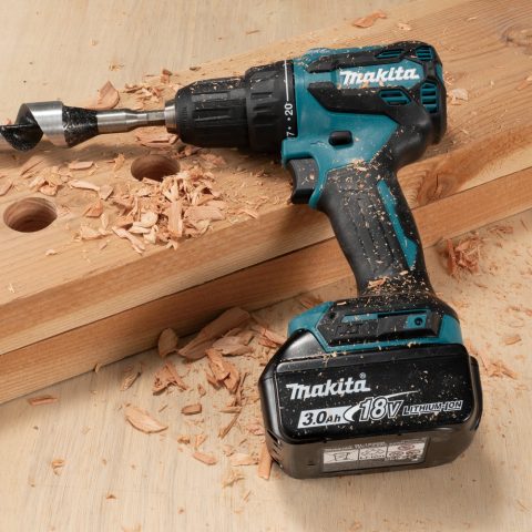 Akumulatora urbjmašīna/skrūvgriezis BL 18V LXT (3Ah DC18WC) Makita DDF490WF