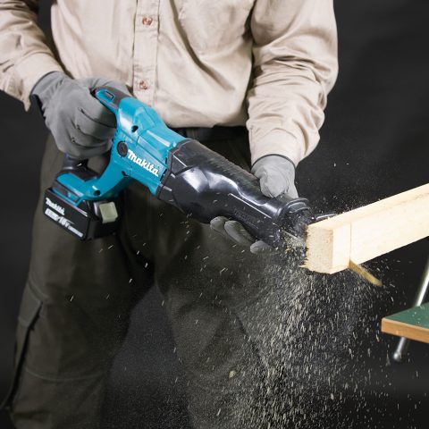 LXT® zobenzāģis DJR186Z Akumulatora 18V MAKITA
