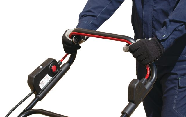Akumulatora mauriņa pļaujmašīna LXT® DLM466ZX 18V Makita