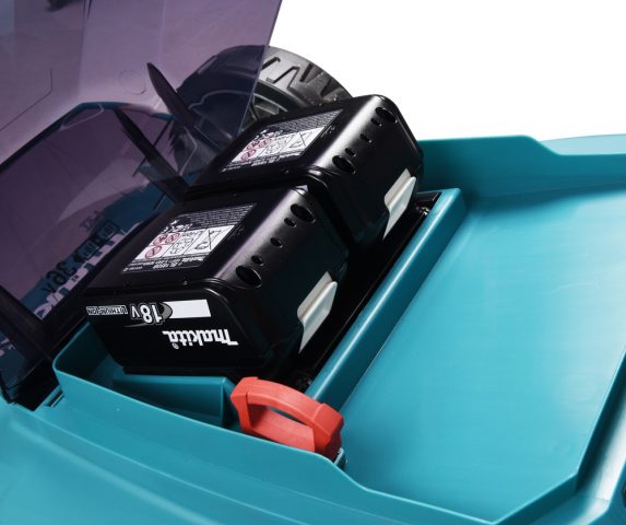 Akumulatora mauriņa pļaujmašīna DLM480Z 18V Makita LXT