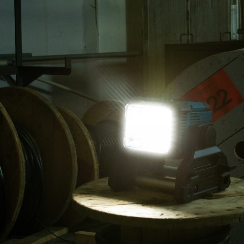 LED lukturis LXT ® DML811 Akumulatora 18V Makita