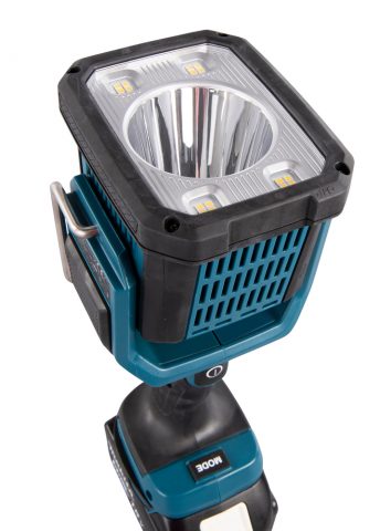 Akumulatora LED lukturis 18V Makita DML812 (DEADML812) LXT