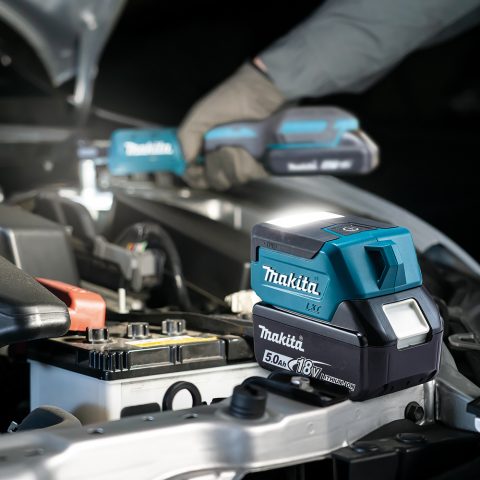 Akumulatora Lukturis/USB uzlādes ierīce  LXT®DML817 18V Makita