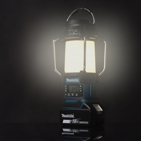 LXT® Laterna/Radio  DMR055 Akumulatora 18V/14,4V Makita
