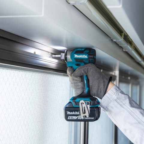 Triecienskrūvgriezis  LXT DTD173RGJ Makita 18V (2x6Ah+DC18RC+Makpac)