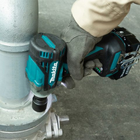 LXT Akumulatora trieciena uzgriežņu atslēga DTW301Z 18V Makita