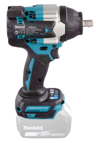 LXT Akumulatora trieciena uzgriežņu atslēga DTW701Z 18V Makita