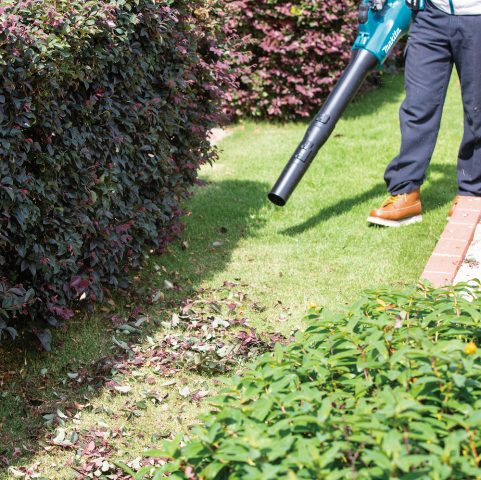 Akumulatora gaisa pūtējs DUB184RT 18V LXT Makita+5,0Ah un lādētājs