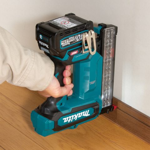 XGT®Naglotājs 18Ga FN001GZ 40V Makita