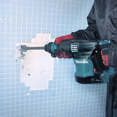 Atskaldāmais āmurs SDS-Plus HK1820 550W, 3,1J Makita, koferis 824789-4