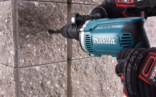 Triecienurbjmašīna HP1631 220V MAKITA elektriskā 710W