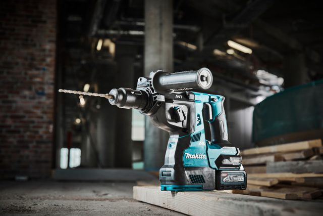 Akumulatora perforators XGT ® HR002GZ 40V MAKITA
