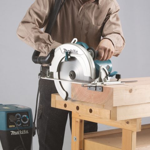 Ripzāģis HS0600 220V MAKITA 2000W elektriskais