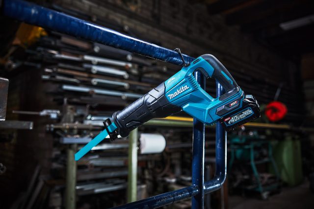 Zobenzāģis  XGT® JR001GZ 220V MAKITA