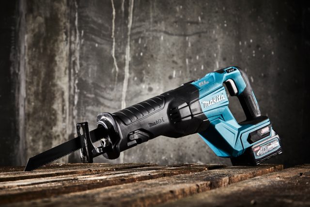 Zobenzāģis  XGT® JR001GZ 220V MAKITA