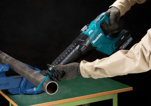 Zobenzāģis  XGT® JR001GZ 220V MAKITA