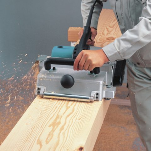 Elektriskā ēvele KP312S 2200W Makita