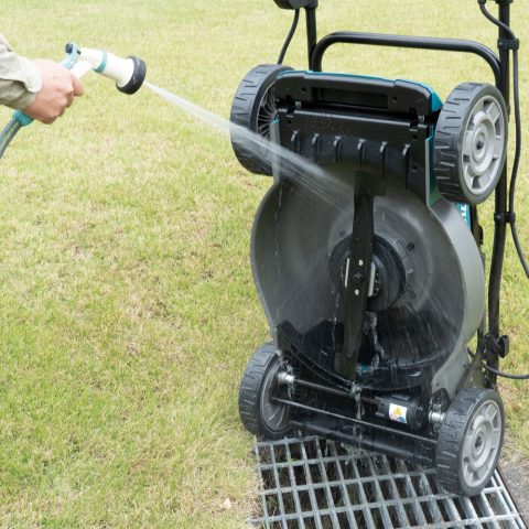 Akumulatora mauriņa pļaujmašīna XGT® LM001GZ01 40V MAKITA