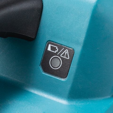 Akumulatora mauriņa pļaujmašīna XGT 40V 43cm (4Ah+ DC40RC) Makita LM004GM103