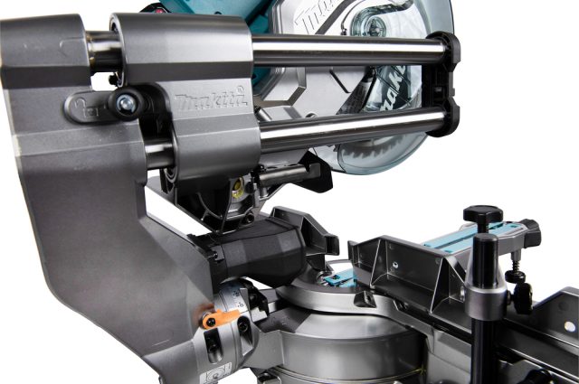 Kombinētais ripzāģis Akumulatora XGT 40V Max, 216 mm LS002GZ01 Makita