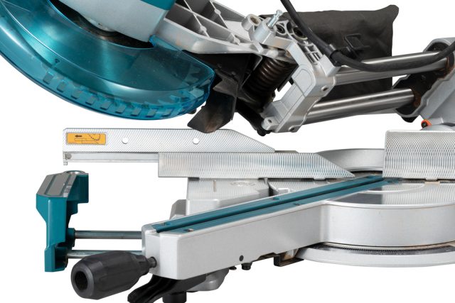 Kombinētais ripzāģis LS1110F Ø260mm 1450W Makita elektriskais