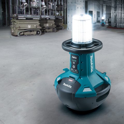 Akumulatora LED lukturis darba zonas apgaismošanai 40V/18V/AC, XGT/LXT ML010G MAKITA