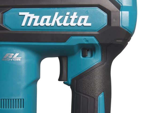 XGT®Apdares naglotājs PT001GZ 40V Makita