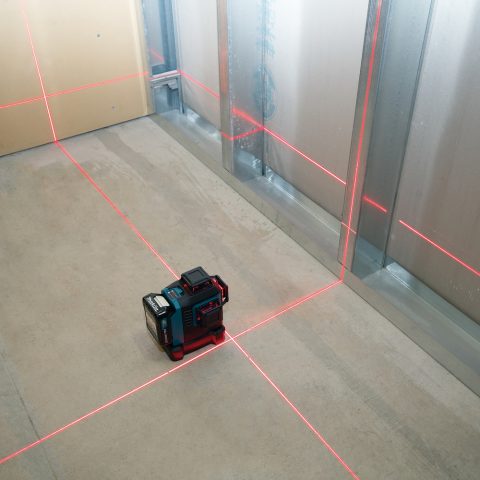 Multilīniju lāzers 360° CXT SK700D akumulatora 12V Makita somā