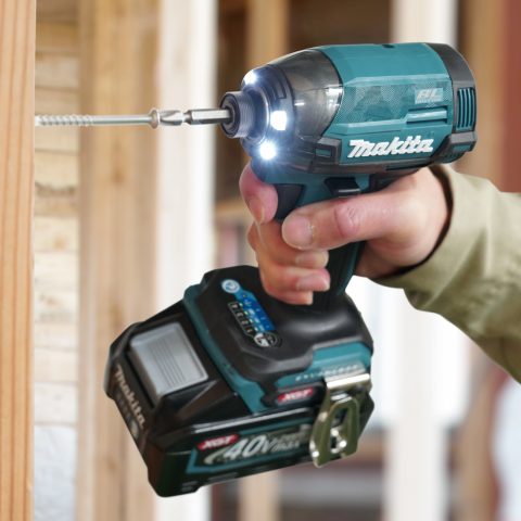 Akumulatora triecienskrūvgriezis XGT® TD002GZ01 40V Makita