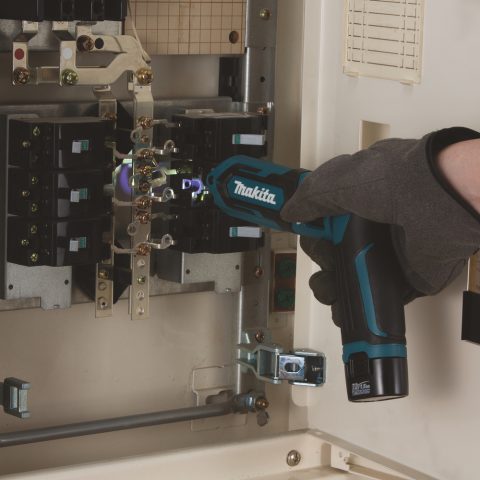 LXT® triecienskrūvgriezis TD022DSJ 7,2V 1,5AhX2 MAKITA