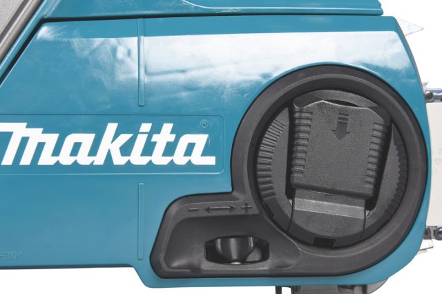 XGT ® Akumulatora ķēdes zāģis UC014GT101 40V Makita