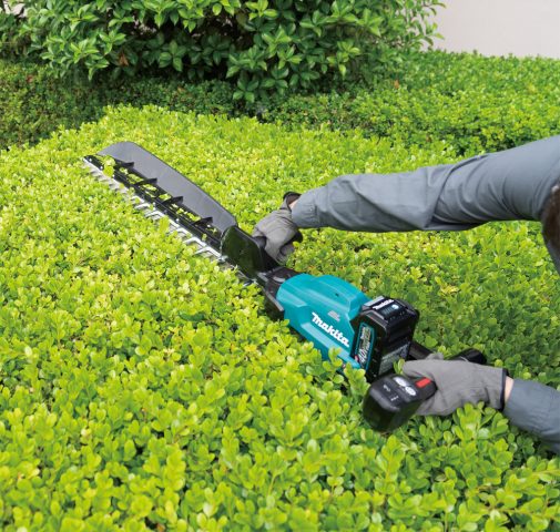Akumulatora dzīvžogu šķēres XGT ® UH014GZ 40V Makita