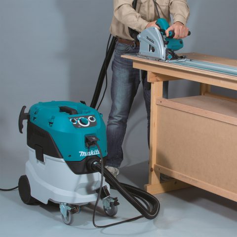 Putekļu sūcējs VC4210L 220V MAKITA