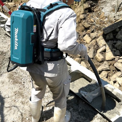 Akumulatora dziļumvibrators betonam VR001CZ 36V Makita (vibrovāle)