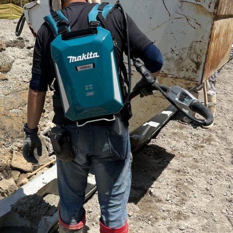 Akumulatora dziļumvibrators betonam VR001CZ 36V Makita (vibrovāle)